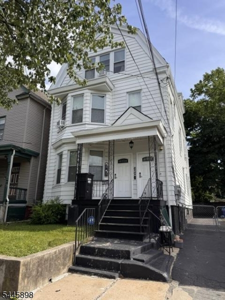 34 Millington Ave 1 Property Photo 11