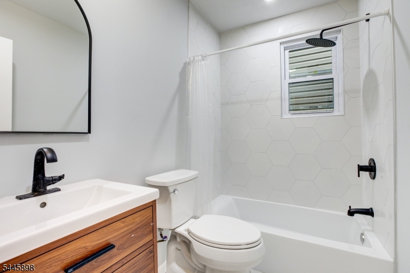 34 Millington Ave 1 Property Photo 12