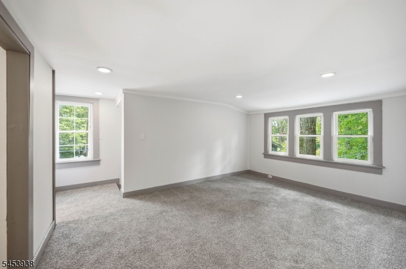 1 Woodland Ave Property Photo 33