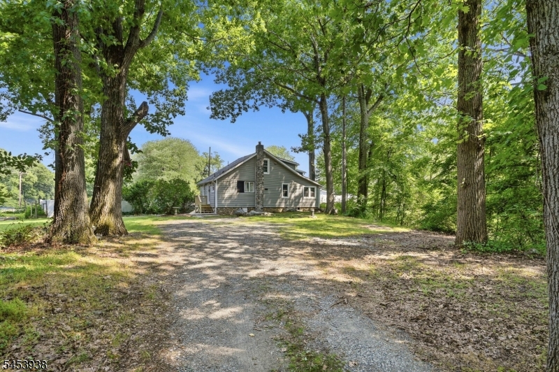 1 Woodland Ave Property Photo 46