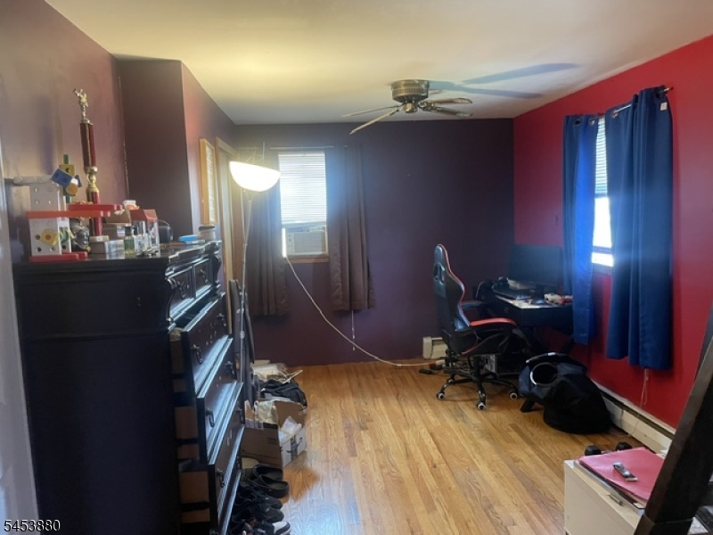 84 E Laurel St Property Photo 17