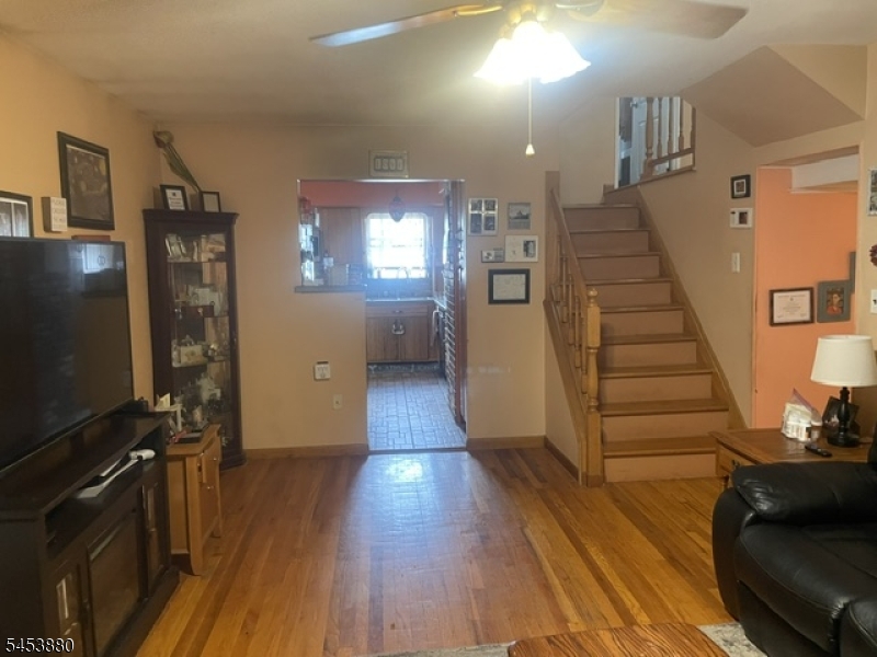 84 E Laurel St Property Photo 28
