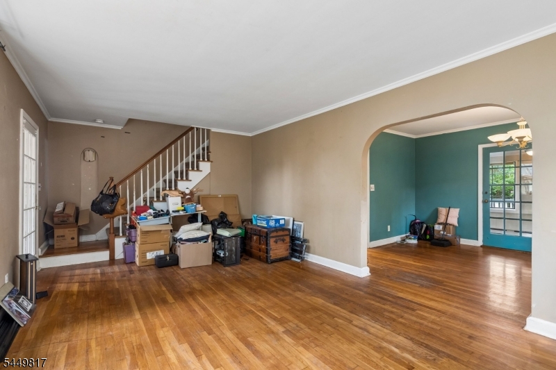 2 Elsman Ter Property Photo 5