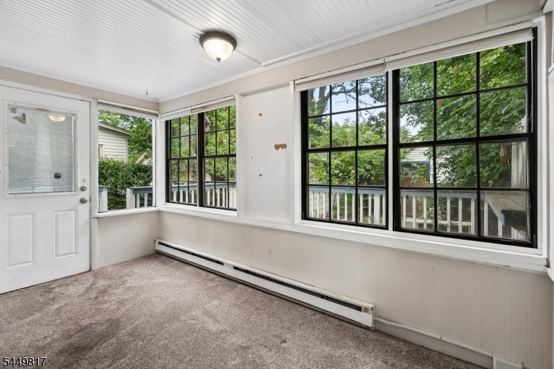 2 Elsman Ter Property Photo 14