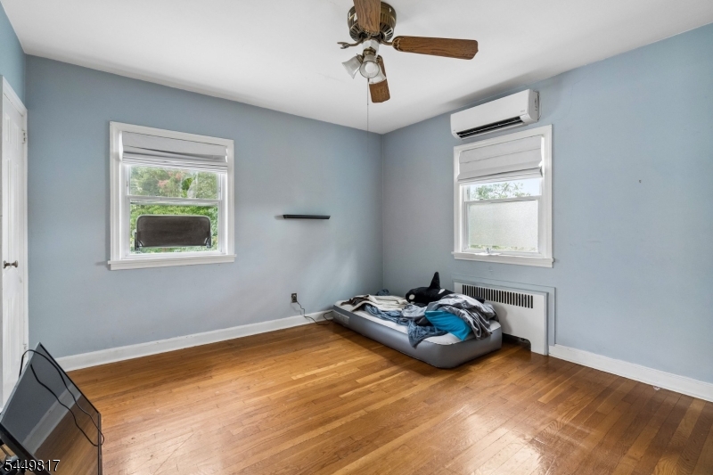 2 Elsman Ter Property Photo 17