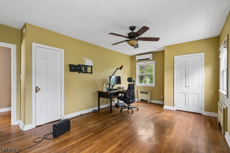 2 Elsman Ter Property Photo 21