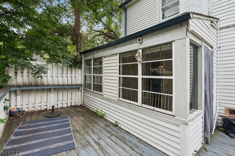 2 Elsman Ter Property Photo 29
