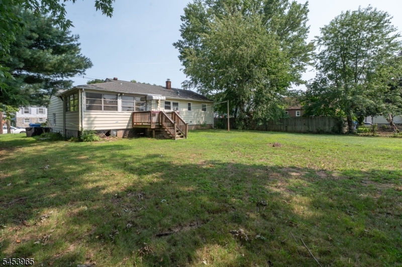 23 C St Property Photo 4