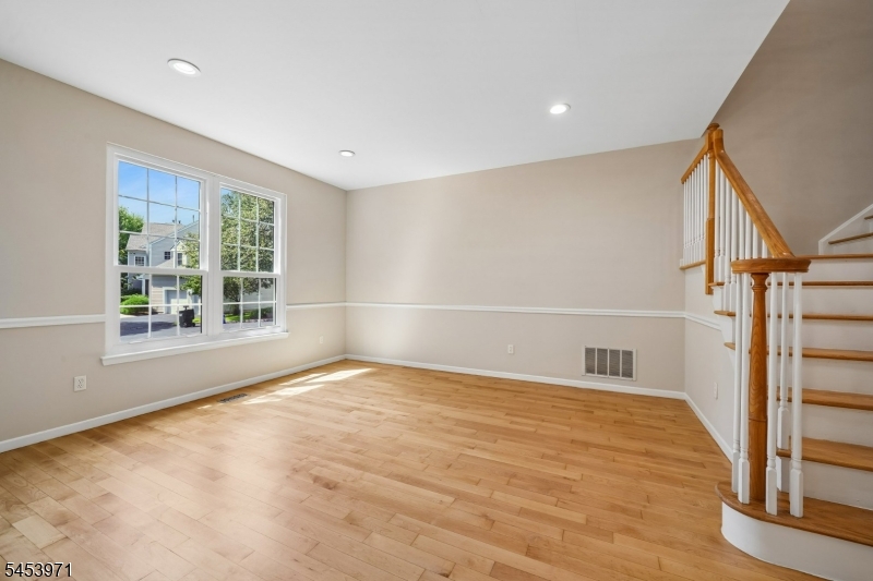 4 Revere Dr Property Photo 6