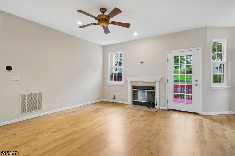 4 Revere Dr Property Photo 8