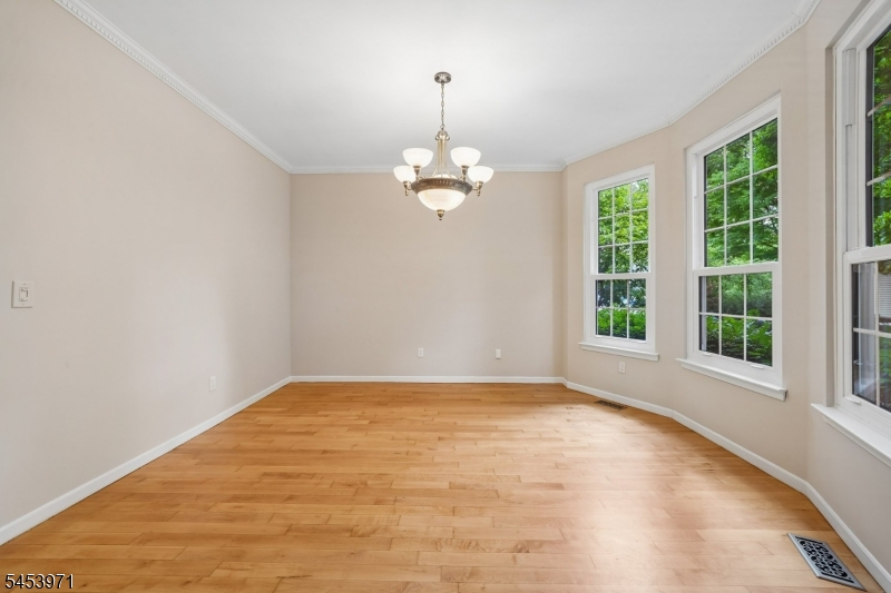 4 Revere Dr Property Photo 12
