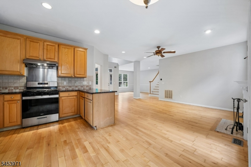 4 Revere Dr Property Photo 15