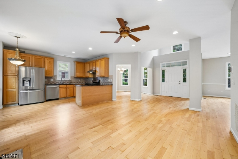 4 Revere Dr Property Photo 17