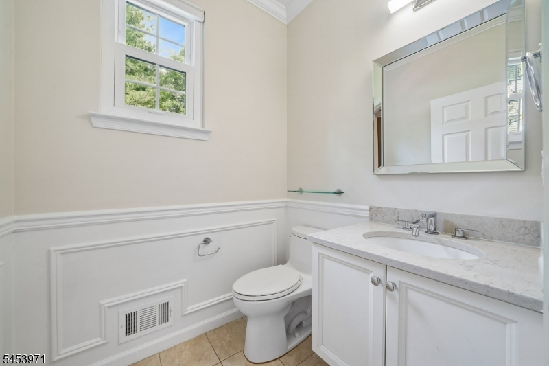 4 Revere Dr Property Photo 18