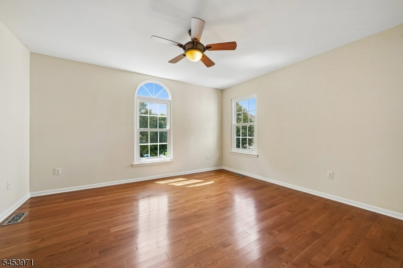 4 Revere Dr Property Photo 23