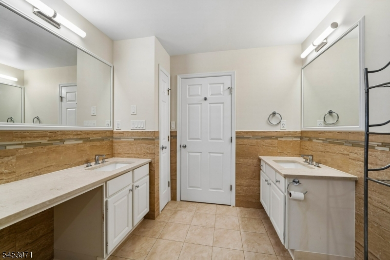 4 Revere Dr Property Photo 33