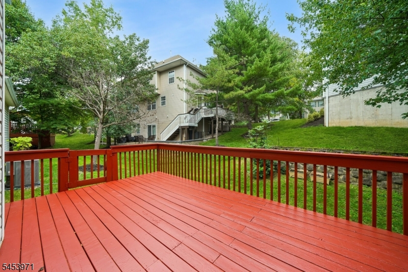 4 Revere Dr Property Photo 43
