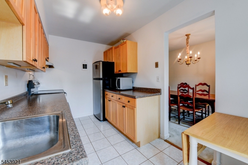 51 Troy Drive Property Photo 8