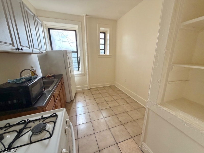 94 S Munn Ave 7 Property Photo 5