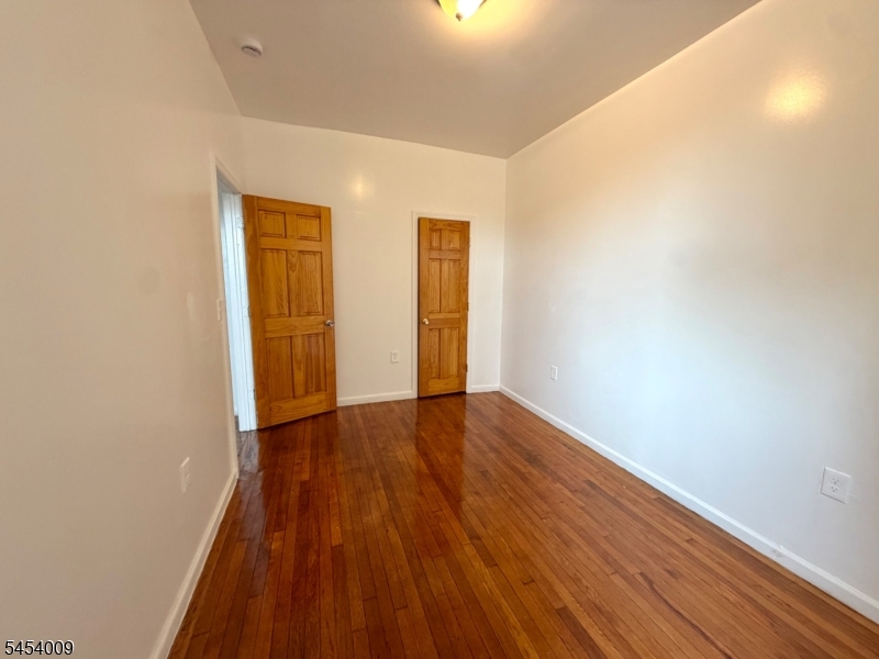 94 S Munn Ave 47 Property Photo 5