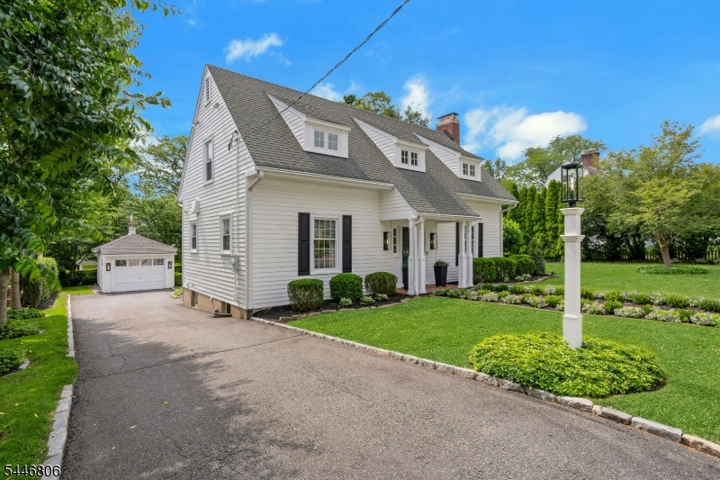 35 Hamilton Rd Property Photo 3