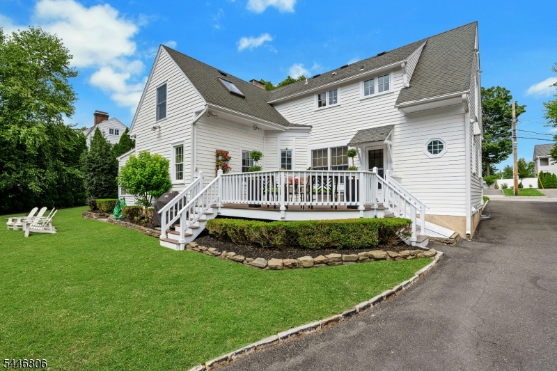 35 Hamilton Rd Property Photo 4