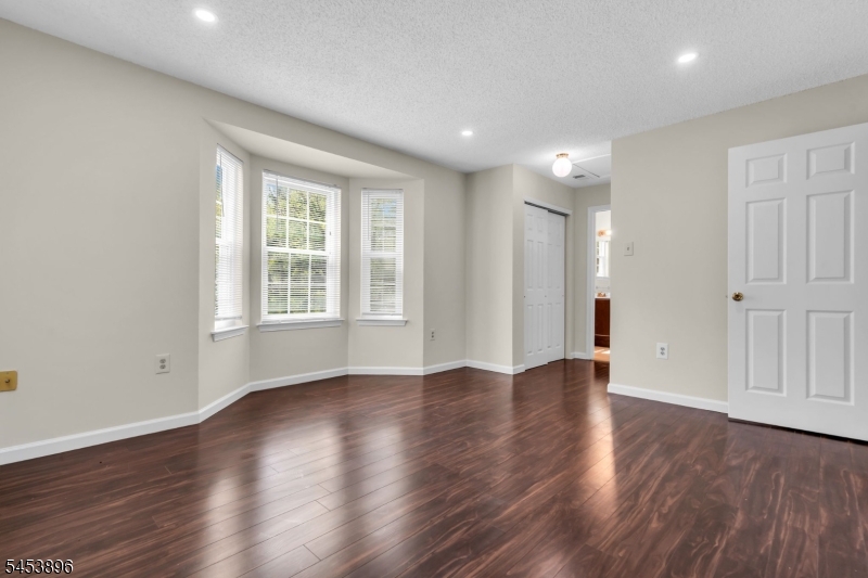 10 Brighton Way Property Photo 23