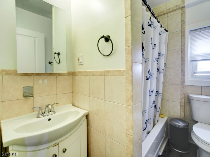 151 Culver Ave 3 Property Photo 9