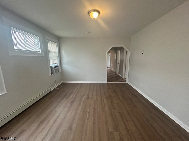 163 Dewey St Property Photo 22