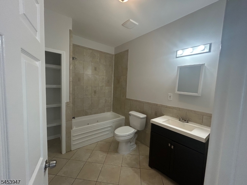 163 Dewey St Property Photo 25