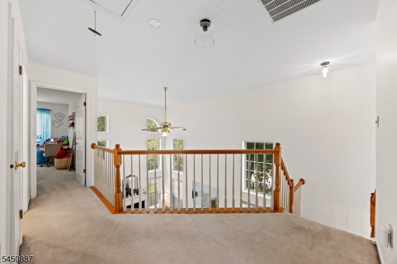 50 Washington Ct Property Photo 16