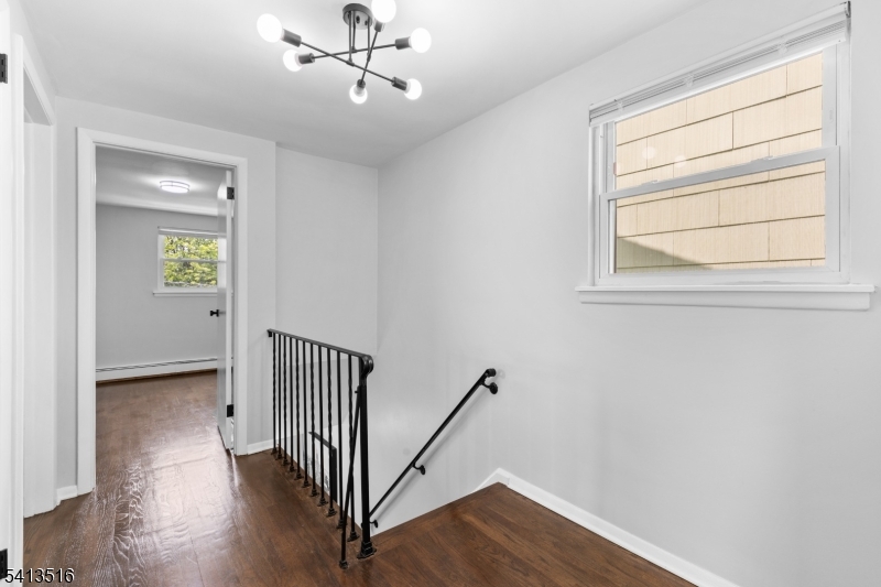 174 Terrace Ave Property Photo 14