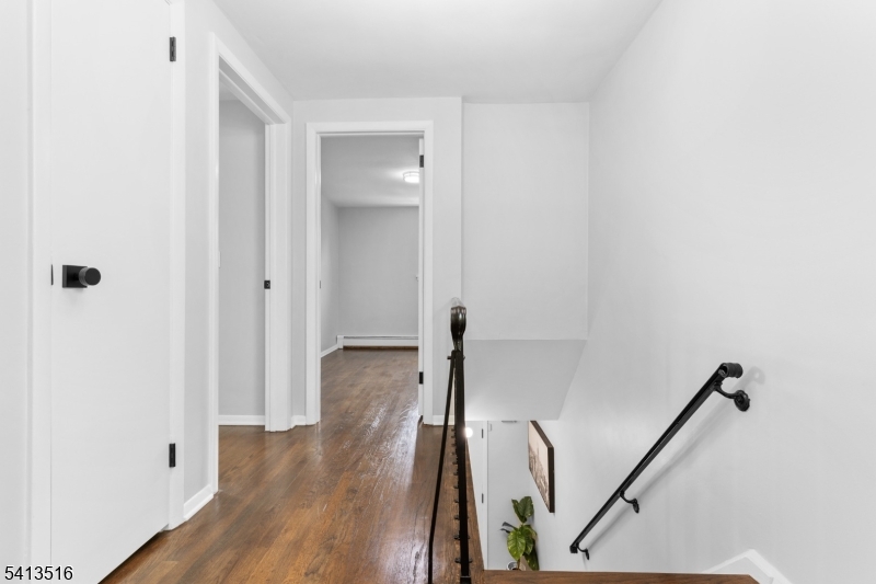 174 Terrace Ave Property Photo 15