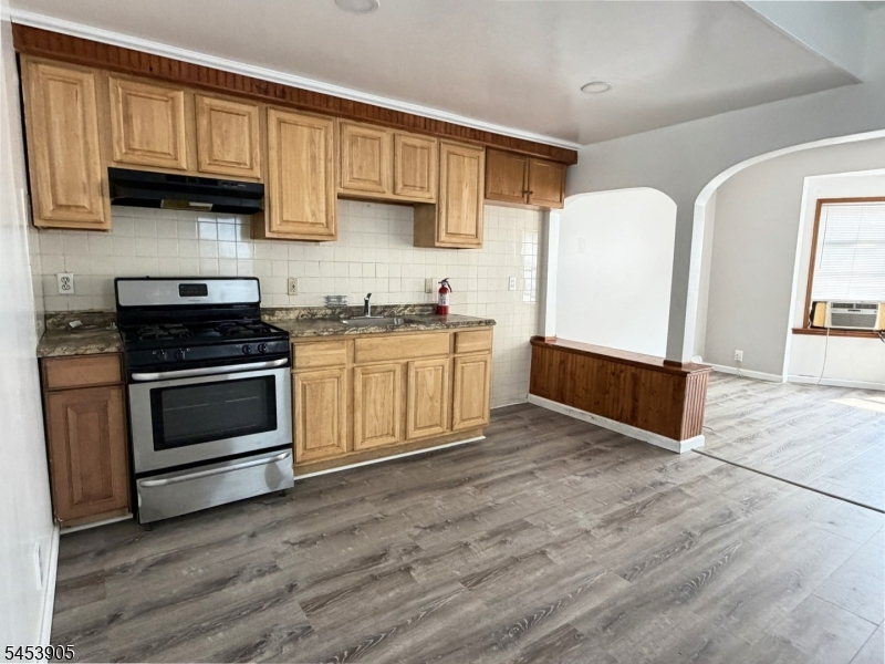 20 Highland Ave Property Photo 5