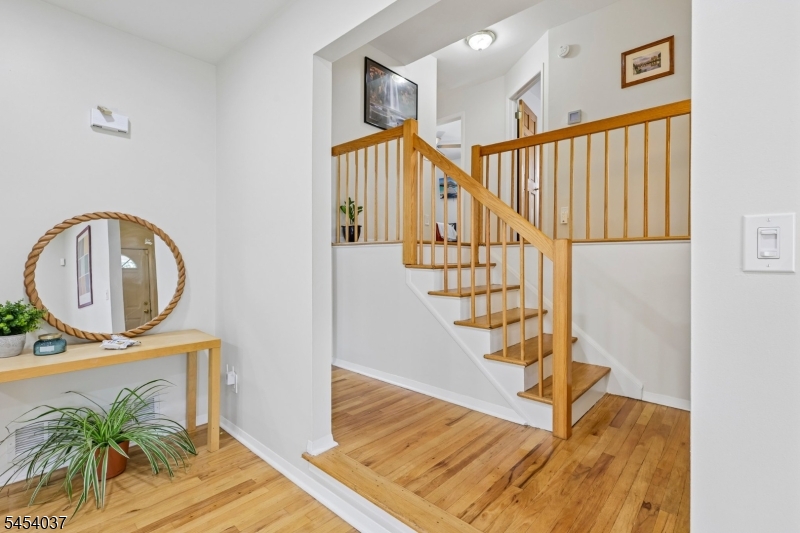 1020 Madison Ave Property Photo 4