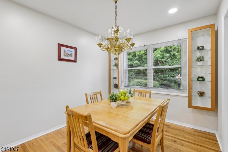 1020 Madison Ave Property Photo 10