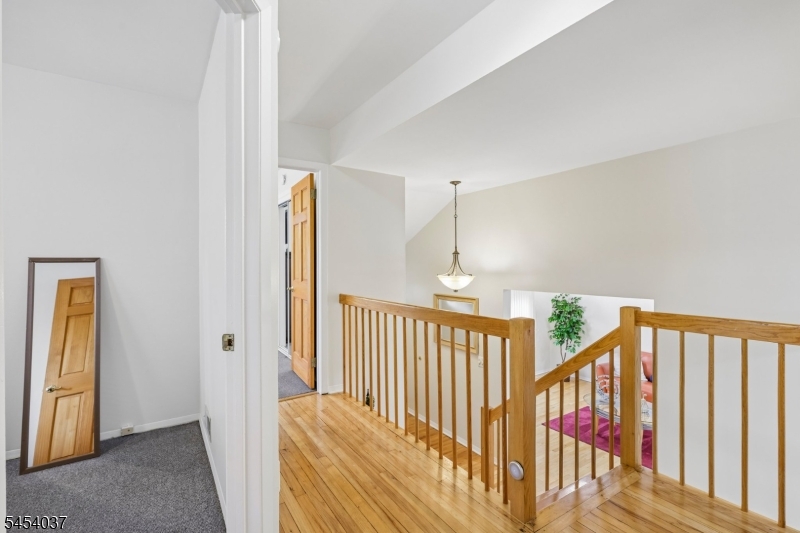 1020 Madison Ave Property Photo 15