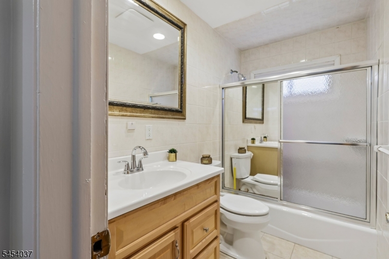 1020 Madison Ave Property Photo 18