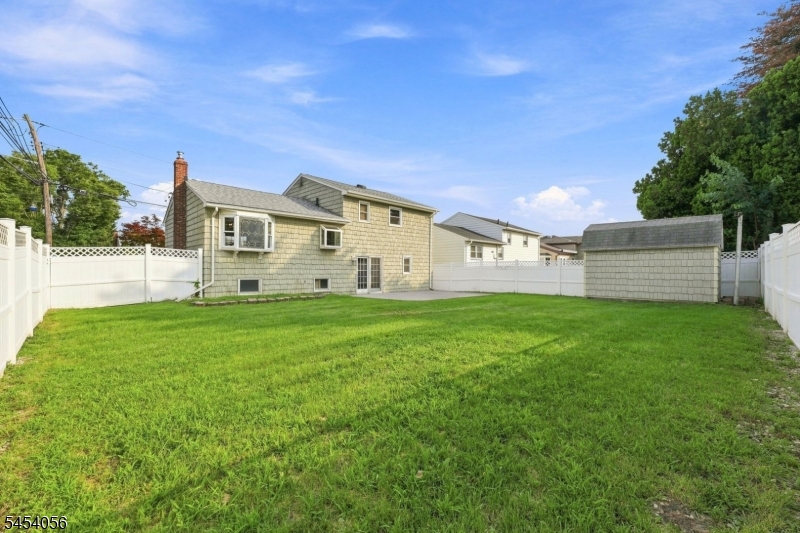 700 Willick Rd Property Photo 16