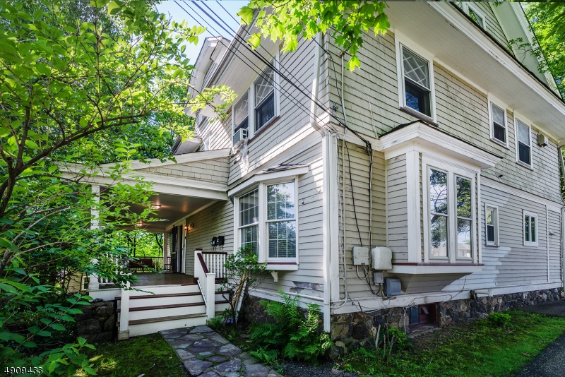 19 Pease Ave 1 Property Photo 1