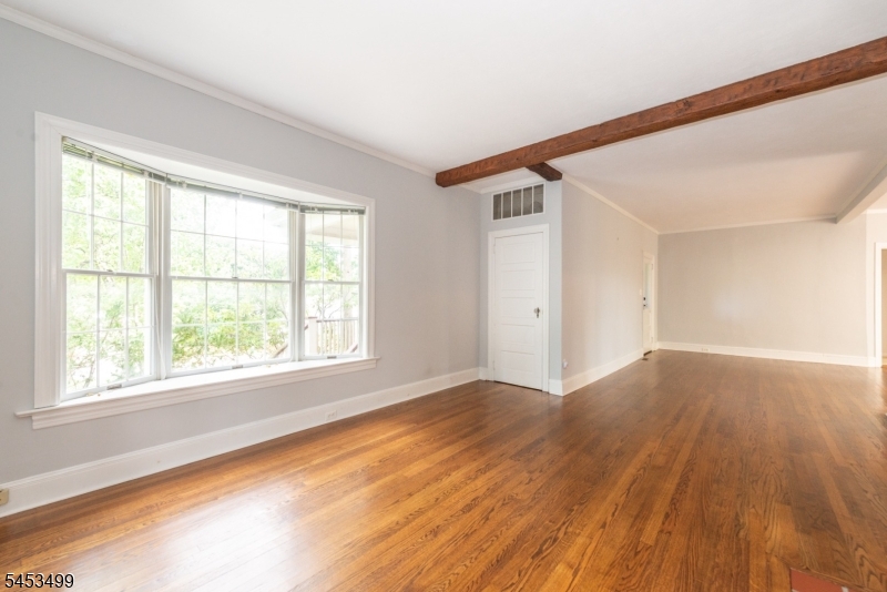 19 Pease Ave 1 Property Photo 7