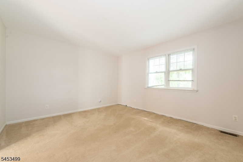 19 Pease Ave 1 Property Photo 17