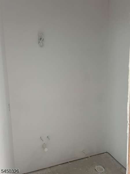 312 Lincoln St Property Photo 7
