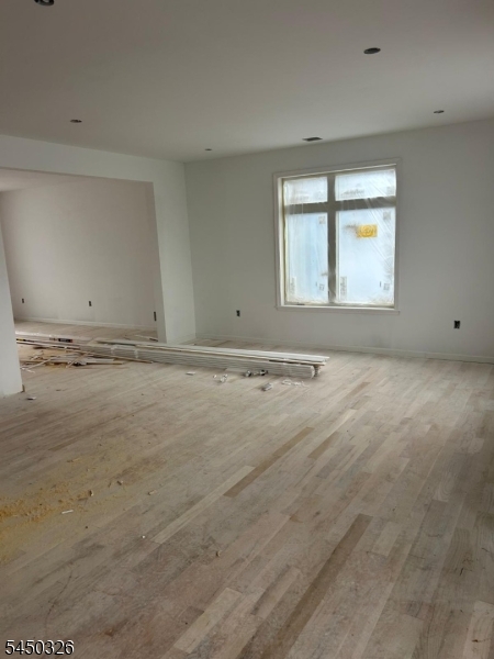 312 Lincoln St Property Photo 10