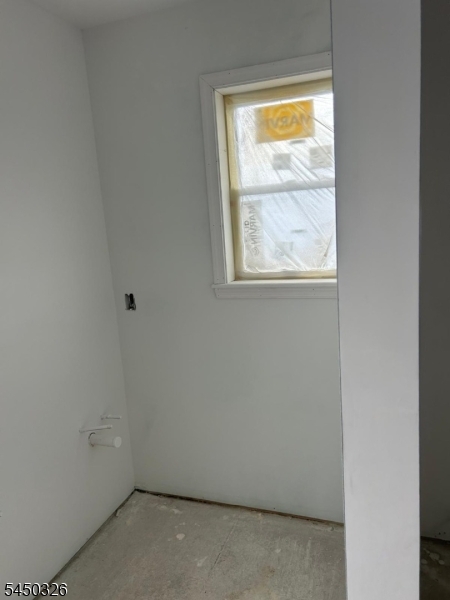 312 Lincoln St Property Photo 13