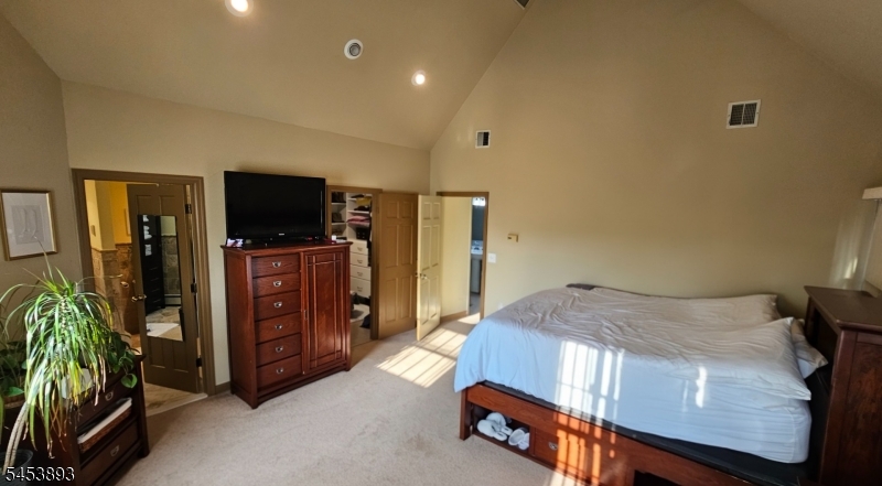 616 Hackensack St Property Photo 18