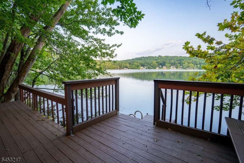 118 Lakeside Dr Property Photo 14