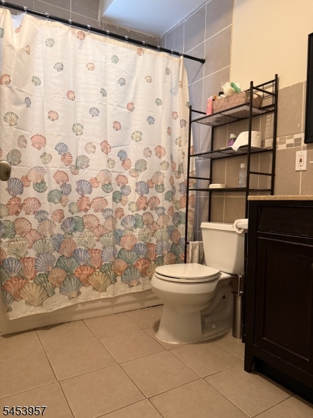193 Temple St Property Photo 3