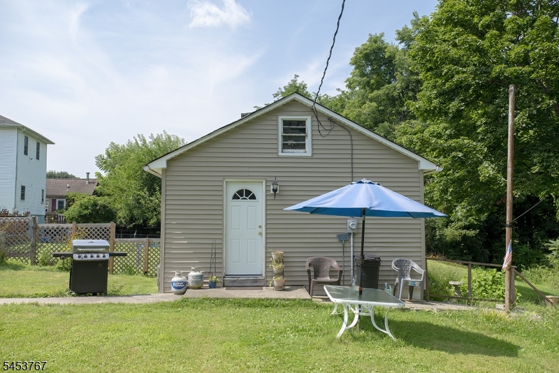91 Sterling St Property Photo 15