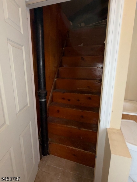 91 Sterling St Property Photo 31